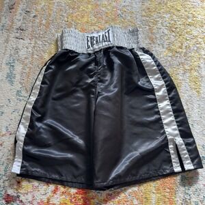 Everlast Satin Boxing Trunks Shorts XL  Black White Trim